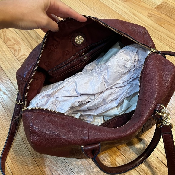Maroon Tote/Crossbody - Picture 4 of 8
